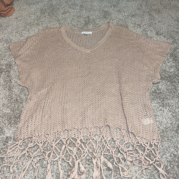 Cabi Fling Knotted Oversize Knit Weaved Fringe Beige Boho Sweater Size Medium - Picture 2 of 7